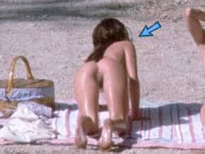Jennifer Connelly Hot Spot Nude