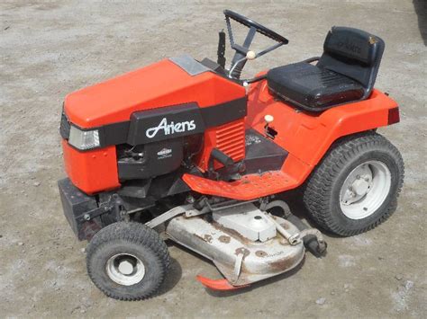 Ariens Ht16 Lawn Tractor 4 Speed T Le Lawn And Garden Supplies K Bid