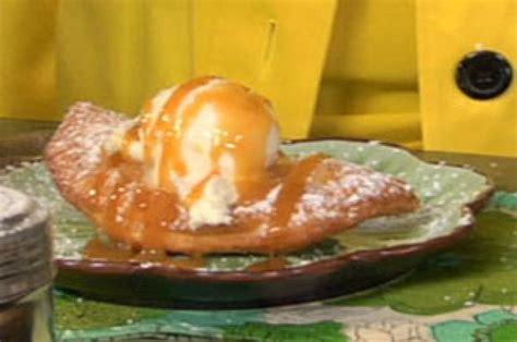 «i think i'll be makin' some of these air fryer fried apple pies for the triplets when they visit.…» Paula Deen's Deep-Fried Caramel Apple Pies | Kraft recipes ...