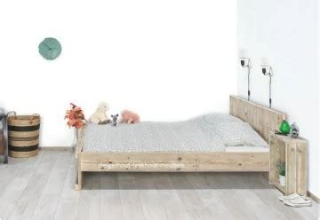 For example, body pillows regularly $89.99 for $29.99 with code b22 Steigerhouten bed Basic - steigerhout-teakhout-meubels