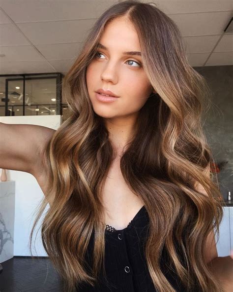 23 Gorgeous Hairstyles For Long Hair Stylesrant Curls For Long Hair