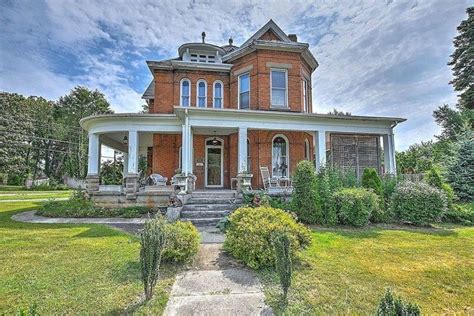 1893 Historic House For Sale In Bristol Tennessee — Captivating Houses