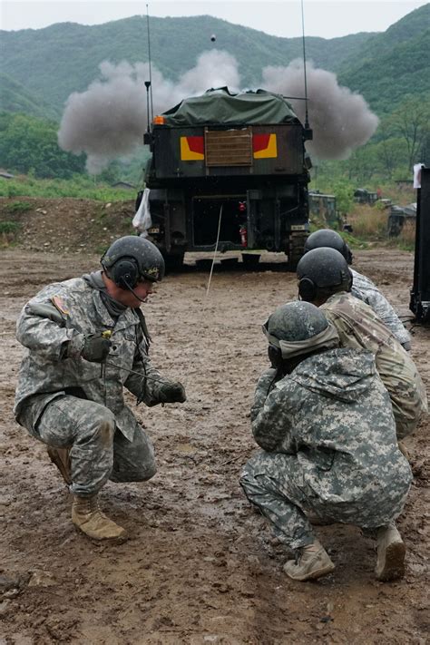 Us South Korean Artillery Coordinate Fires Near Dmz Article The