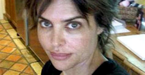 See What Lisa Rinna Looks Like Without Any Makeup Us Weekly