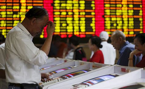 World Chinese Rush Plunge In Stock Markets Rising Dollar And Dropping