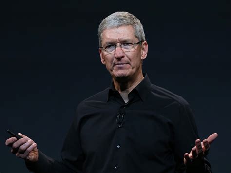It Costs Apple 700000 A Year To Protect Ceo Tim Cook The