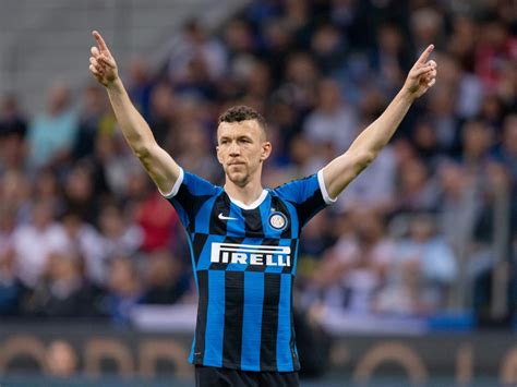 Borussia dortmund 1, vfl wolfsburg 0. Medien: Perisic-Leihe von Inter zu den Bayern vor Abschluss