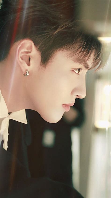 Kris wu is a chinese actor. 2021吴亦凡宁波演唱会(时间+地点+门票)-黄河票务网