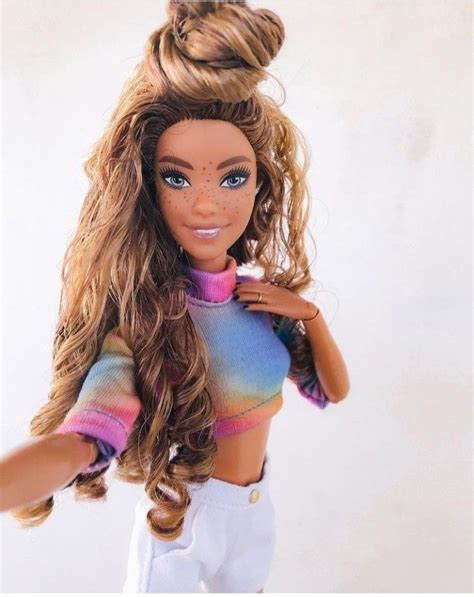 Pin By Bamto Vision Boards On Barbie 🥰 Barbie Dream Barbie Fashionista Barbie