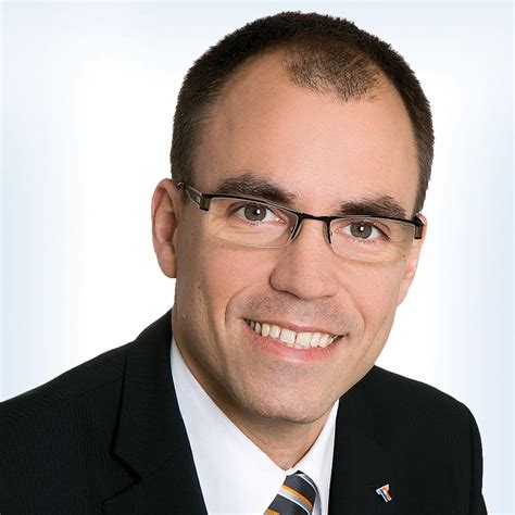 Herzlichen glückwunsch das team der vr bank nord eg hat einen hervorragenden 87. Björn Springfeld - Leiter Privatkundengeschäft - VR Bank ...