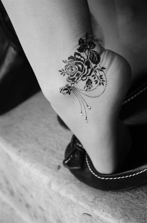 Here are some of the best examples of what we are talking about 55 Delicate Lace Tattoo Designs for Every Kind of Girl