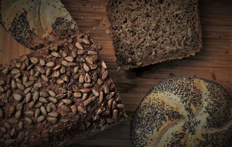Mild olive oil, warm water, bread flour, pumpkin seeds, black sesame seeds and 6 more. Pumpkin Seed Loaf - A Global History of Food