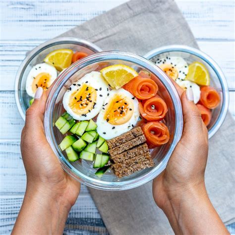 5:29 everyday food 126 161 просмотр. On-the-go Smoked Salmon Protein-Packed Bento Boxes! | Clean Food Crush