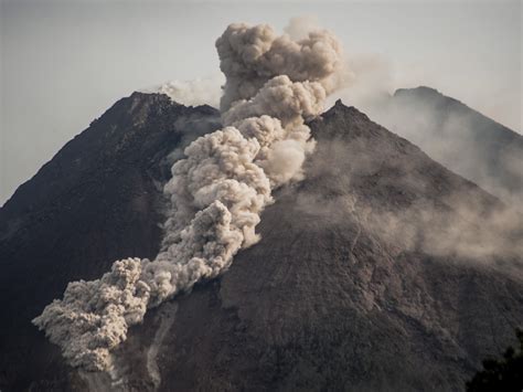 Indonesias Most Active Volcano Erupts Wjct News