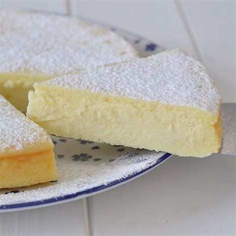 I dolci al limone sono sempre tra i più golosi. TORTA CREMOSA ALLA RICOTTA 💜 un dolce fresco e cremoso al ...