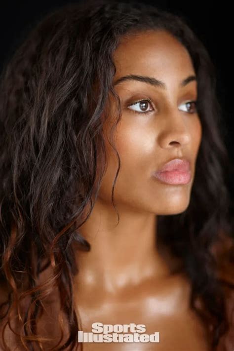 Wnba Star Skylar Diggins Nailed Her Si Swim Photoshoot In These 6 Pics