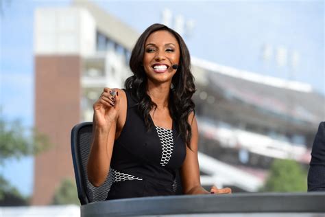 Espns Ncaa Womens Basketball Commentator Line Up Heightened With New