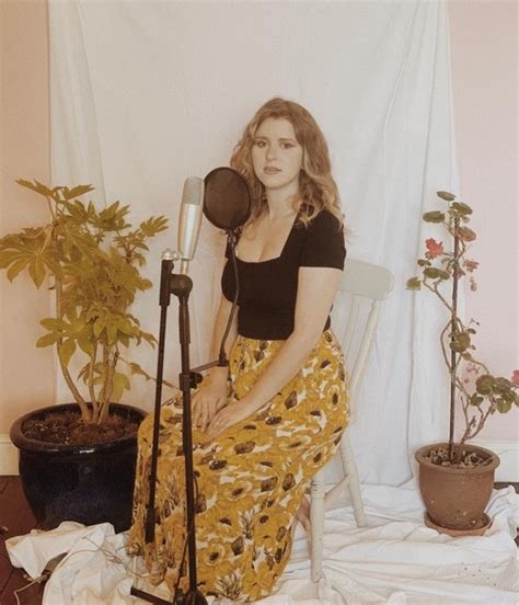 Hannah Grace Shares Video For New Single How True Is Your Love