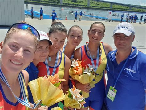Aurul a fost cucerit de nicoleta ancuta bodnar si simona geanina radis la dublu vasle, cu timpul de 07 min 58 sec 390/1000, urmate de australia (07:59.110) si canada (08:03.770). Etapele spre medalii la canotaj, la Linz. Actiune la ...