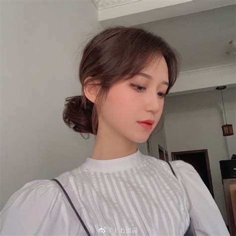 Pin De Mạc Thiên En Weibo Girl Peinados