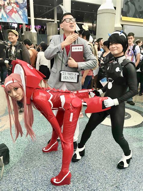 is this a cosplay or a meme 😂😂😂 r darlinginthefranxx