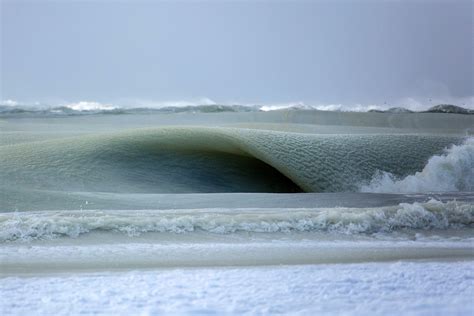 Beautiful Giant And Nearly Frozen Waves Are Captured On Camera By