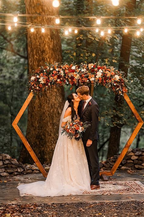 Katie And Zachs Beautiful Fall Wedding In Georgia By Sarah Larae