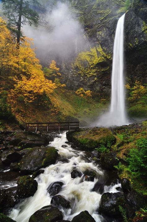Elowah Falls In Autumn Columbia River Gorge Beautiful Waterfalls