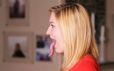 Michigan Woman I Ve Got World S Longest Tongue