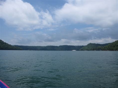 Call now to reserve your. Dale Hollow Lake cant go wrong with a day on the lake ...