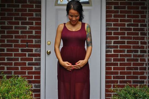 Diary Of A Fit Mommy Styling Your Baby Bump 20 Ways To Dress Your Bump