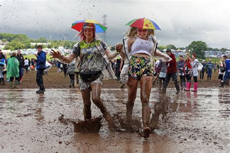 Glastonbury Festival Resumes After Lightning Strike Halts The Music