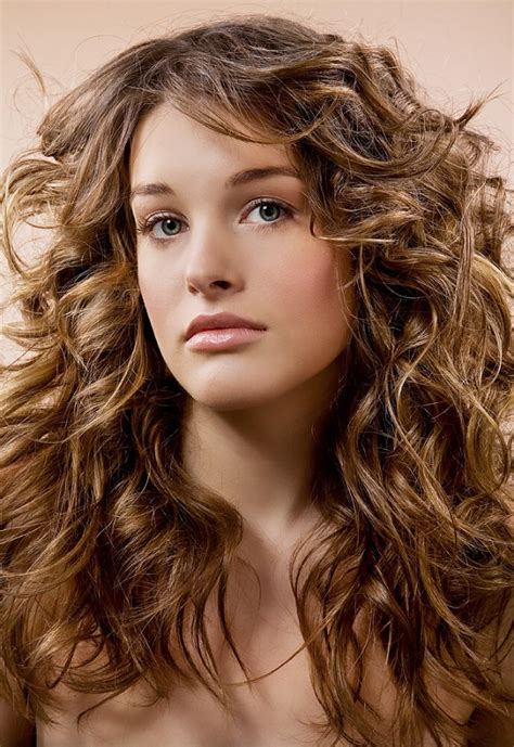 Long Layered Haircut With Scrunching For Wavy Haired Types