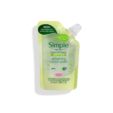 Refreshing Facial Wash Pouch Simple® Skincare
