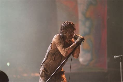 remembering nine inch nails iconic woodstock ‘94 performance cle rocks