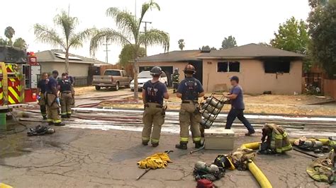 4 People Displaced After House Fire In East Central Fresno Abc30 Fresno