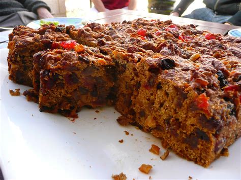 The myth that people with diabetes should not eat any sugar still persists but the truth is that people with diabetes can eat sugar, say the experts at diabetes uk. Diabetic fruit cake | Flickr - Photo Sharing!