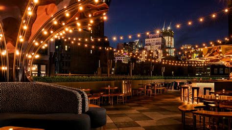 Magic Hour Rooftop Bar And Lounge Bar Review Condé Nast Traveler