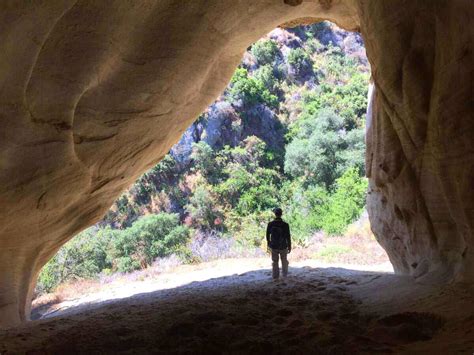 Found Some Caves On A Hike In Orange County Socalhiking
