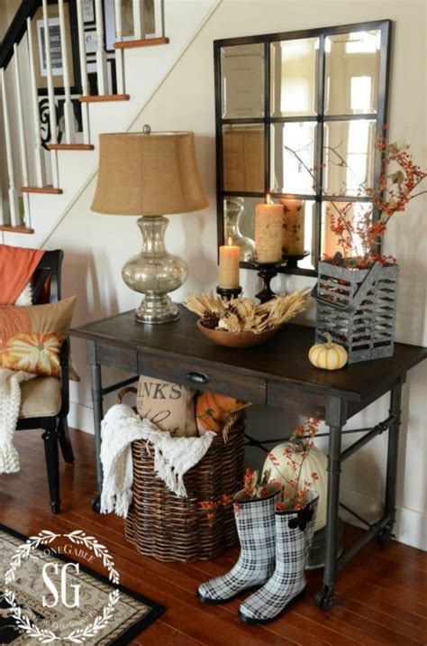 20 Best Fall Entryway Ideas For The Best Fall Entry Decor For Your Home