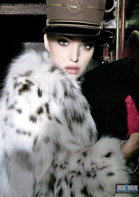 Pin By Elmo Vicavary On Lynx And Bobcat Fur Fur Fashion Autumn