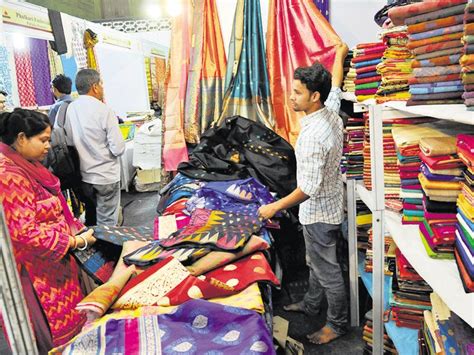 Govt Must Weave A Plan To Prevent Textiles And Garments From Wearing