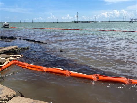 Coast Guard Reports 420 Gallon Oil Spill In Texas Waters