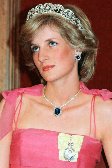 A statue in memory of princess diana is set to be unveiled in kensington gardens on what would have been her 60th birthday.prince harry and prince wil. Princess Diana's Most Rebellious Beauty Moments | Marie ...