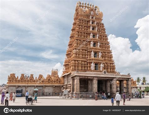 Front Of Sri Srikanteshwara Temple In Nanjangud India Stock