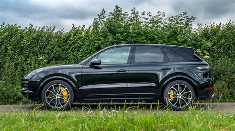 Porsche Cayenne Review And Prices 2023 Autotrader Uk