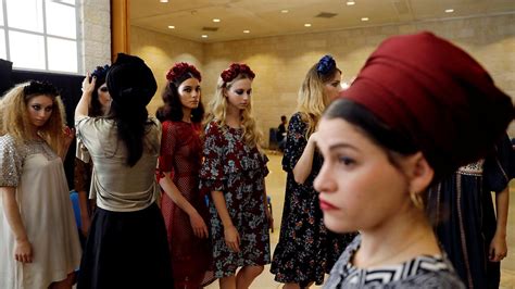 Israeli Designers Make Modest Fashion Statement