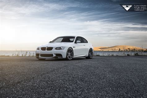 Wish i had the time to sit down and learn how to. Alpine White BMW E92 M3 on Vorsteiner Flow Forged V-FF 103 Wheels