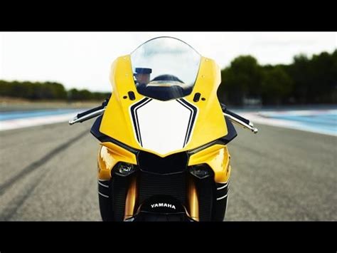 This is the area the r1 and r1m differ. Special edition Speed Block Yamaha R1 - YouTube