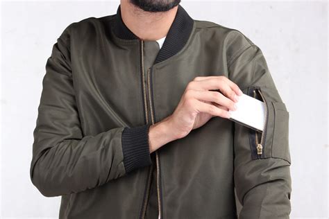 Aneka Jaket Bomber Lengan Kerut Terkini Galeri Jaket Bomber